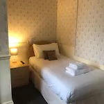 Melton Casa de hóspedes 3*