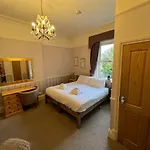 Melton 3* York